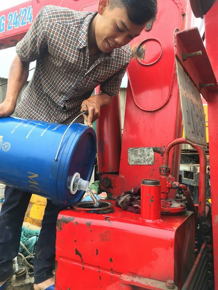 NGỘ NHẬN VỀ VAI TRÒ CỦA HỆ THỐNG THỦY LỰC ĐỐI VỚI DẦU THỦY LỰC