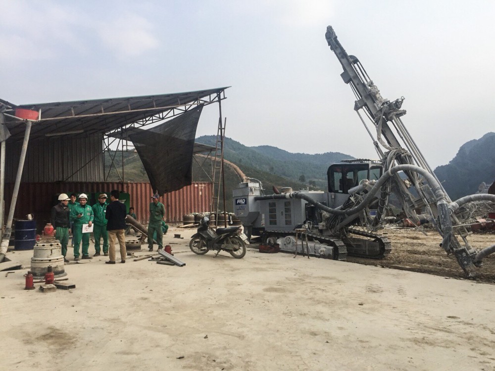 MORRISON CUNG CẤP DẦU CHO TẬP ĐOÀN XI MĂNG CÔNG THANH